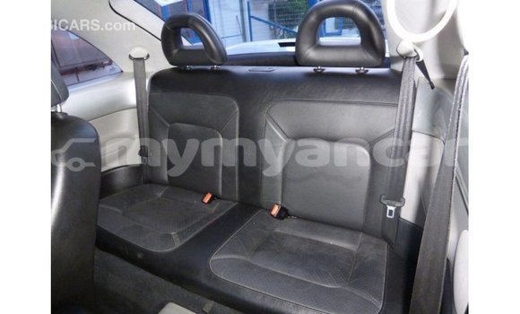 သွင်းကုန် Volkswagen Beetle White ကား Import - Dubai Ayeyarwady သွင်းကုန် Volkswagen Beetle White ကား Import - Dubai Ayeyarwady