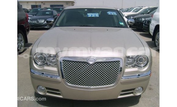 သွင်းကုန် Chrysler 300 Beige ကား Import - Dubai Ayeyarwady သွင်းကုန် Chrysler 300 Beige ကား Import - Dubai Ayeyarwady