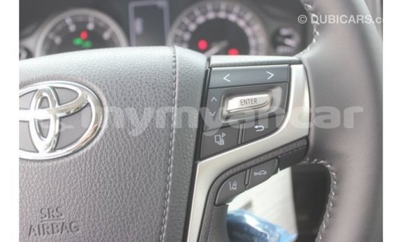 Buy Import Toyota Land Cruiser White Car in Import - Dubai in Ayeyarwady Buy Import Toyota Land Cruiser White Car in Import - Dubai in Ayeyarwady