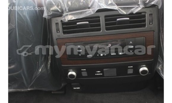 Buy Import Toyota Land Cruiser White Car in Import - Dubai in Ayeyarwady Buy Import Toyota Land Cruiser White Car in Import - Dubai in Ayeyarwady
