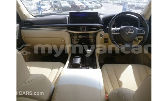 Acheter Import Voiture Lexus LX Blanc à Import - Dubai, #<Region:0x000000000c5121b8> Acheter Import Voiture Lexus LX Blanc à Import - Dubai, #<Region:0x000000000c5121b8>
