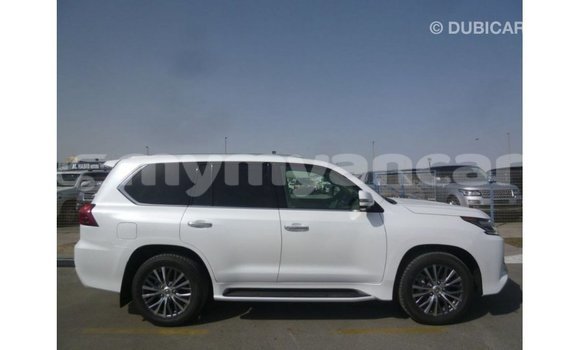 Acheter Import Voiture Lexus LX Blanc à Import - Dubai, #<Region:0x000000000c5121b8> Acheter Import Voiture Lexus LX Blanc à Import - Dubai, #<Region:0x000000000c5121b8>