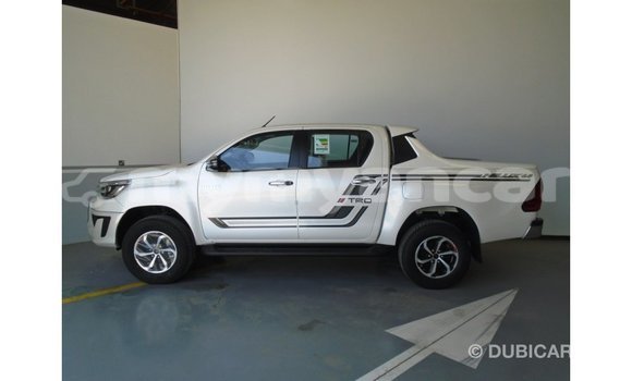 Buy Import Toyota Hilux White Car in Import - Dubai in Ayeyarwady Buy Import Toyota Hilux White Car in Import - Dubai in Ayeyarwady