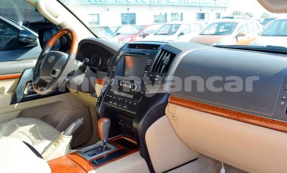 Buy Import Toyota Land Cruiser Other Car in Import - Dubai in Ayeyarwady Buy Import Toyota Land Cruiser Other Car in Import - Dubai in Ayeyarwady