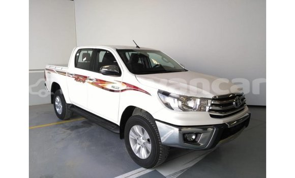 Buy Import Toyota Hilux White Car in Import - Dubai in Ayeyarwady Buy Import Toyota Hilux White Car in Import - Dubai in Ayeyarwady