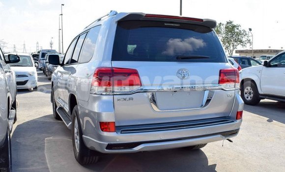 Buy Import Toyota Land Cruiser Other Car in Import - Dubai in Ayeyarwady Buy Import Toyota Land Cruiser Other Car in Import - Dubai in Ayeyarwady
