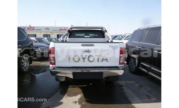 Acheter Import Voiture Toyota Hilux Blanc à Import - Dubai, #<Region:0x000000000c5121b8> Acheter Import Voiture Toyota Hilux Blanc à Import - Dubai, #<Region:0x000000000c5121b8>