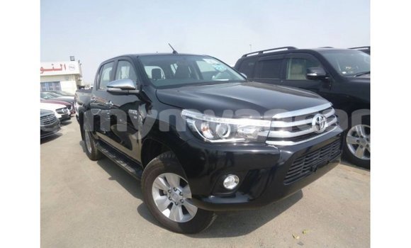 သွင်းကုန် Toyota Hilux Black ကား Import - Dubai Ayeyarwady သွင်းကုန် Toyota Hilux Black ကား Import - Dubai Ayeyarwady