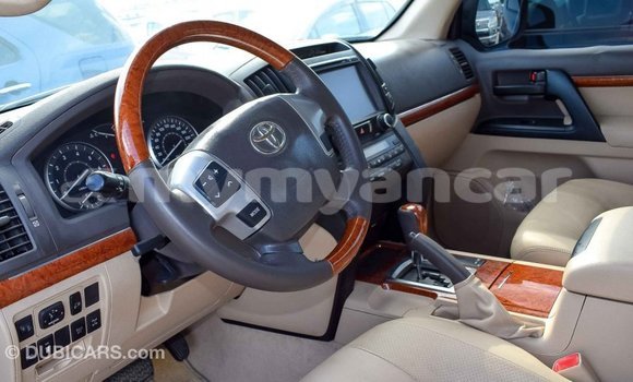 Buy Import Toyota Land Cruiser Black Car in Import - Dubai in Ayeyarwady Buy Import Toyota Land Cruiser Black Car in Import - Dubai in Ayeyarwady