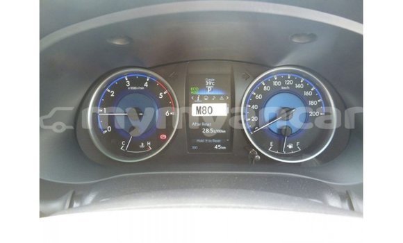 သွင်းကုန် Toyota Hilux Black ကား Import - Dubai Ayeyarwady သွင်းကုန် Toyota Hilux Black ကား Import - Dubai Ayeyarwady