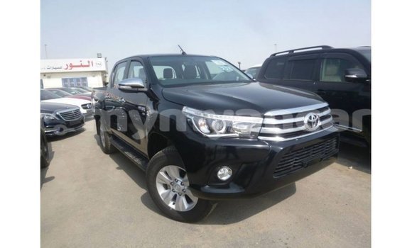 သွင်းကုန် Toyota Hilux Black ကား Import - Dubai Ayeyarwady သွင်းကုန် Toyota Hilux Black ကား Import - Dubai Ayeyarwady