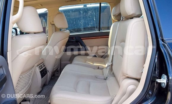 Buy Import Toyota Land Cruiser Black Car in Import - Dubai in Ayeyarwady Buy Import Toyota Land Cruiser Black Car in Import - Dubai in Ayeyarwady