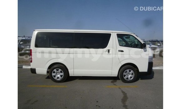 သွင်းကုန် Toyota Hiace White ကား Import - Dubai Ayeyarwady သွင်းကုန် Toyota Hiace White ကား Import - Dubai Ayeyarwady