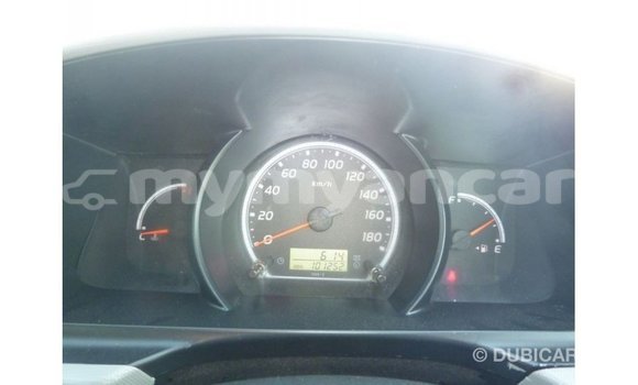 သွင်းကုန် Toyota Hiace White ကား Import - Dubai Ayeyarwady သွင်းကုန် Toyota Hiace White ကား Import - Dubai Ayeyarwady