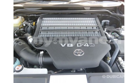 Acheter Import Voiture Toyota Land Cruiser Rouge à Import - Dubai, #<Region:0x000000000c5121b8> Acheter Import Voiture Toyota Land Cruiser Rouge à Import - Dubai, #<Region:0x000000000c5121b8>