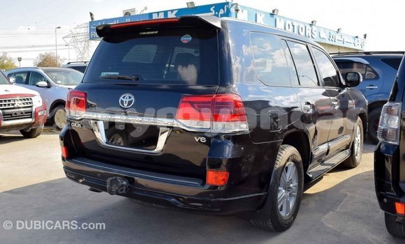 Buy Import Toyota Land Cruiser Black Car in Import - Dubai in Ayeyarwady Buy Import Toyota Land Cruiser Black Car in Import - Dubai in Ayeyarwady
