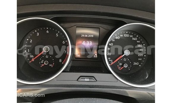 သွင်းကုန် Volkswagen Tiguan Black ကား Import - Dubai Ayeyarwady သွင်းကုန် Volkswagen Tiguan Black ကား Import - Dubai Ayeyarwady