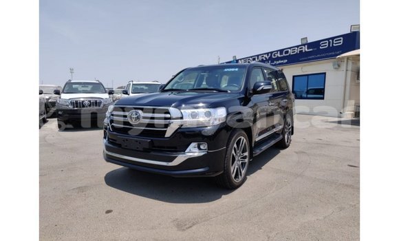 Buy Import Toyota Land Cruiser Black Car in Import - Dubai in Ayeyarwady Buy Import Toyota Land Cruiser Black Car in Import - Dubai in Ayeyarwady