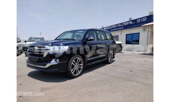 Buy Import Toyota Land Cruiser Black Car in Import - Dubai in Ayeyarwady Buy Import Toyota Land Cruiser Black Car in Import - Dubai in Ayeyarwady