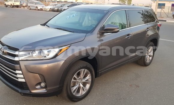Buy Import Toyota Highlander Other Car in Import - Dubai in Ayeyarwady Buy Import Toyota Highlander Other Car in Import - Dubai in Ayeyarwady