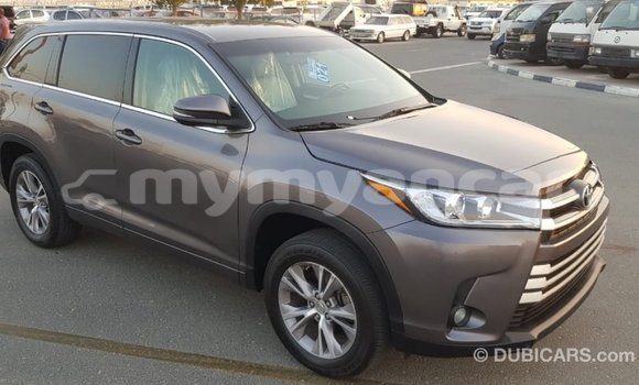 Buy Import Toyota Highlander Other Car in Import - Dubai in Ayeyarwady Buy Import Toyota Highlander Other Car in Import - Dubai in Ayeyarwady