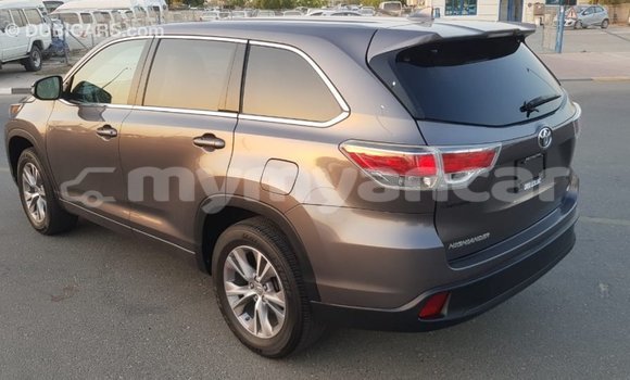 Buy Import Toyota Highlander Other Car in Import - Dubai in Ayeyarwady Buy Import Toyota Highlander Other Car in Import - Dubai in Ayeyarwady