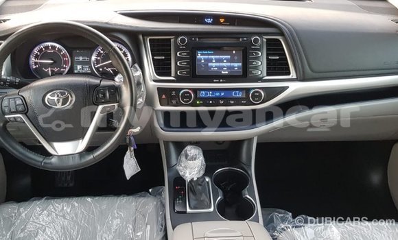 Buy Import Toyota Highlander Other Car in Import - Dubai in Ayeyarwady Buy Import Toyota Highlander Other Car in Import - Dubai in Ayeyarwady