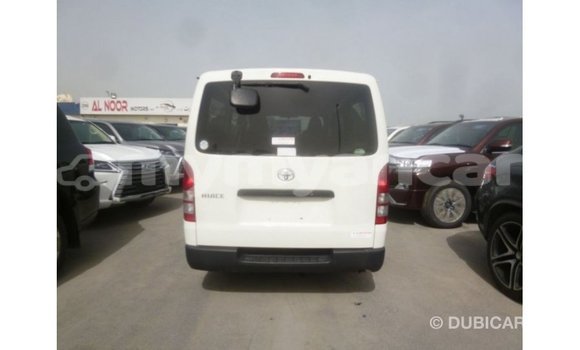 Buy Import Toyota Hiace White Car in Import - Dubai in Ayeyarwady Buy Import Toyota Hiace White Car in Import - Dubai in Ayeyarwady