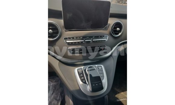 Buy Import Mercedes-Benz 250 Black Car in Import - Dubai in Ayeyarwady Buy Import Mercedes-Benz 250 Black Car in Import - Dubai in Ayeyarwady