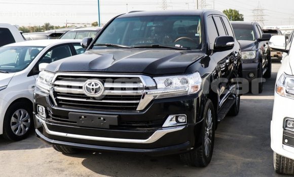 သွင်းကုန် Toyota Land Cruiser Black ကား Import - Dubai Ayeyarwady သွင်းကုန် Toyota Land Cruiser Black ကား Import - Dubai Ayeyarwady