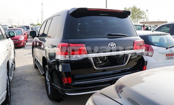 သွင်းကုန် Toyota Land Cruiser Black ကား Import - Dubai Ayeyarwady သွင်းကုန် Toyota Land Cruiser Black ကား Import - Dubai Ayeyarwady