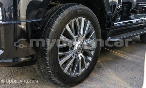 သွင်းကုန် Toyota Land Cruiser Black ကား Import - Dubai Ayeyarwady သွင်းကုန် Toyota Land Cruiser Black ကား Import - Dubai Ayeyarwady