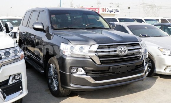 Buy Import Toyota Land Cruiser Black Car in Import - Dubai in Ayeyarwady Buy Import Toyota Land Cruiser Black Car in Import - Dubai in Ayeyarwady