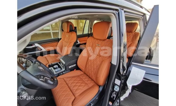 Buy Import Toyota Land Cruiser Black Car in Import - Dubai in Ayeyarwady Buy Import Toyota Land Cruiser Black Car in Import - Dubai in Ayeyarwady