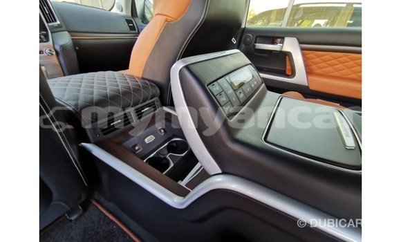 Buy Import Toyota Land Cruiser Black Car in Import - Dubai in Ayeyarwady Buy Import Toyota Land Cruiser Black Car in Import - Dubai in Ayeyarwady