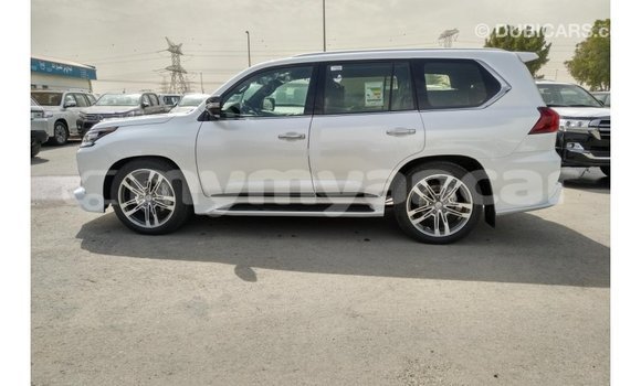 Buy Import Lexus LX White Car in Import - Dubai in Ayeyarwady Buy Import Lexus LX White Car in Import - Dubai in Ayeyarwady