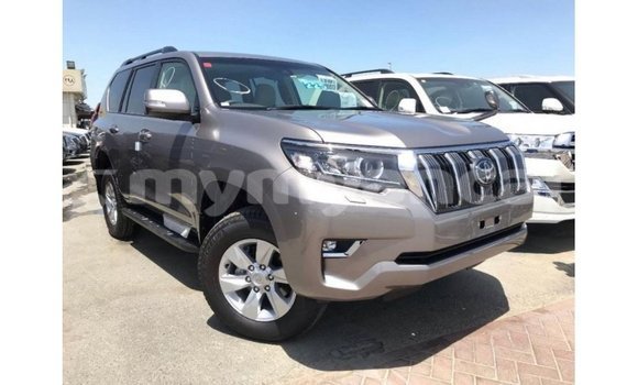 သွင်းကုန် Toyota Prado Brown ကား Import - Dubai Ayeyarwady သွင်းကုန် Toyota Prado Brown ကား Import - Dubai Ayeyarwady