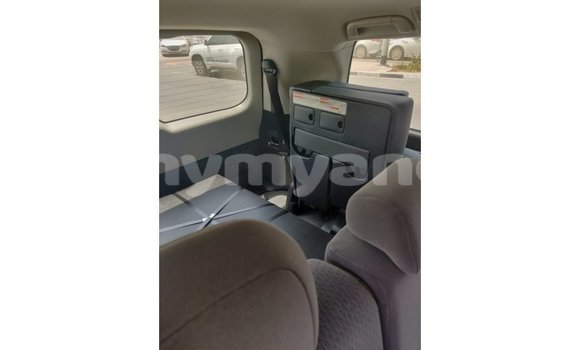 Buy Import Toyota Land Cruiser Black Car in Import - Dubai in Ayeyarwady Buy Import Toyota Land Cruiser Black Car in Import - Dubai in Ayeyarwady