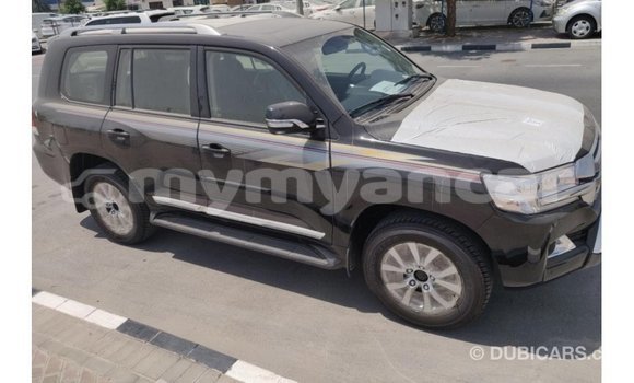 Buy Import Toyota Land Cruiser Black Car in Import - Dubai in Ayeyarwady Buy Import Toyota Land Cruiser Black Car in Import - Dubai in Ayeyarwady