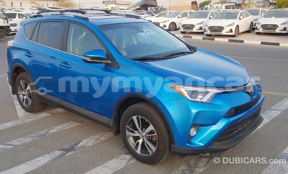 သွင်းကုန် Toyota HiAce Blue ထရပ်ကား Import - Dubai Ayeyarwady သွင်းကုန် Toyota HiAce Blue ထရပ်ကား Import - Dubai Ayeyarwady