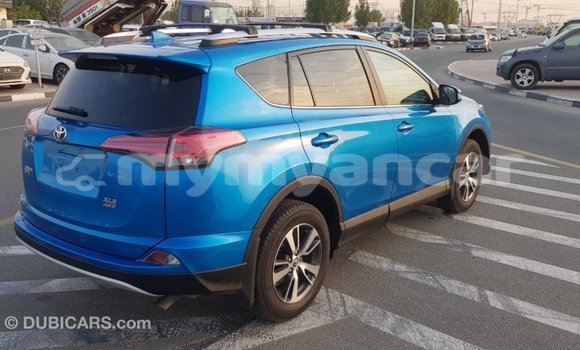 သွင်းကုန် Toyota HiAce Blue ထရပ်ကား Import - Dubai Ayeyarwady သွင်းကုန် Toyota HiAce Blue ထရပ်ကား Import - Dubai Ayeyarwady