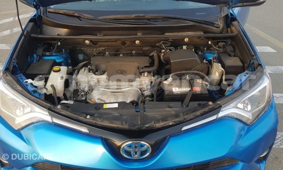 သွင်းကုန် Toyota HiAce Blue ထရပ်ကား Import - Dubai Ayeyarwady သွင်းကုန် Toyota HiAce Blue ထရပ်ကား Import - Dubai Ayeyarwady