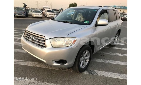 Buy Import Toyota Highlander Other Car in Import - Dubai in Ayeyarwady Buy Import Toyota Highlander Other Car in Import - Dubai in Ayeyarwady