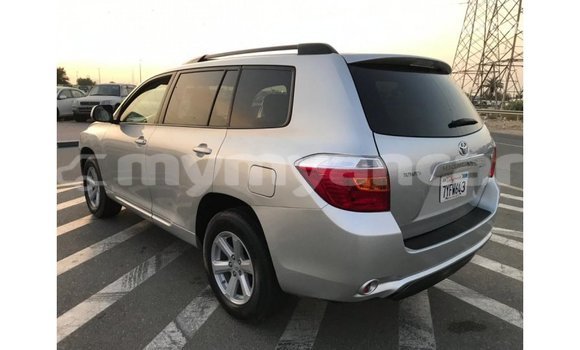 Buy Import Toyota Highlander Other Car in Import - Dubai in Ayeyarwady Buy Import Toyota Highlander Other Car in Import - Dubai in Ayeyarwady