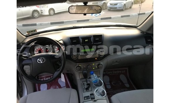 Buy Import Toyota Highlander Other Car in Import - Dubai in Ayeyarwady Buy Import Toyota Highlander Other Car in Import - Dubai in Ayeyarwady