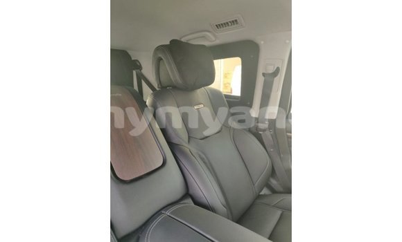 Buy Import Toyota Land Cruiser Black Car in Import - Dubai in Ayeyarwady Buy Import Toyota Land Cruiser Black Car in Import - Dubai in Ayeyarwady