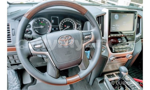 Buy Import Toyota Land Cruiser Black Car in Import - Dubai in Ayeyarwady Buy Import Toyota Land Cruiser Black Car in Import - Dubai in Ayeyarwady