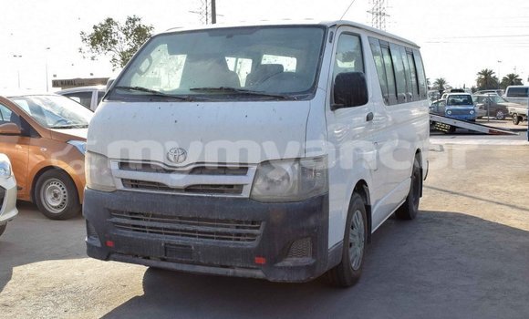 Buy Import Toyota Hiace White Car in Import - Dubai in Ayeyarwady Buy Import Toyota Hiace White Car in Import - Dubai in Ayeyarwady