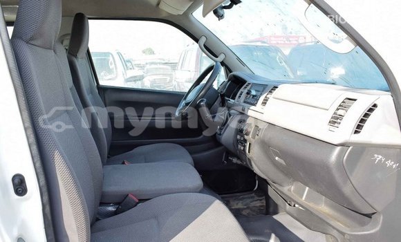 Buy Import Toyota Hiace White Car in Import - Dubai in Ayeyarwady Buy Import Toyota Hiace White Car in Import - Dubai in Ayeyarwady