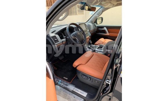 Buy Import Toyota Land Cruiser Black Car in Import - Dubai in Ayeyarwady Buy Import Toyota Land Cruiser Black Car in Import - Dubai in Ayeyarwady